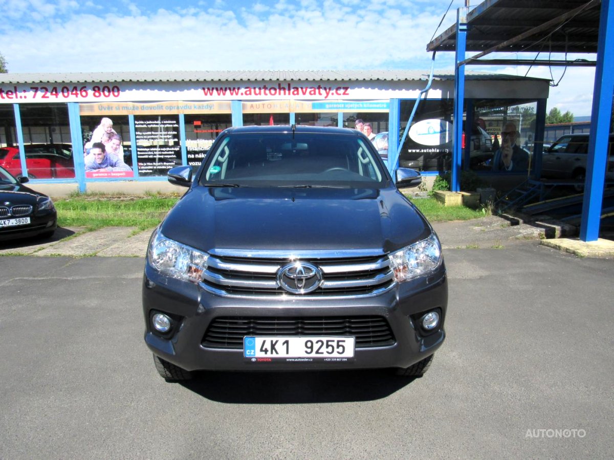Toyota Hilux, 2017 - pohled č. 2