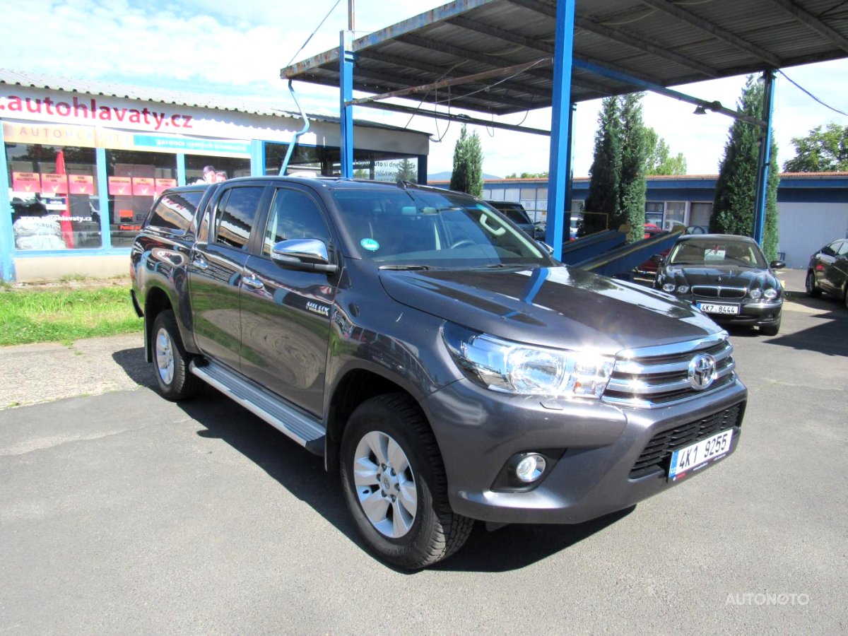 Toyota Hilux, 2017 - pohled č. 3