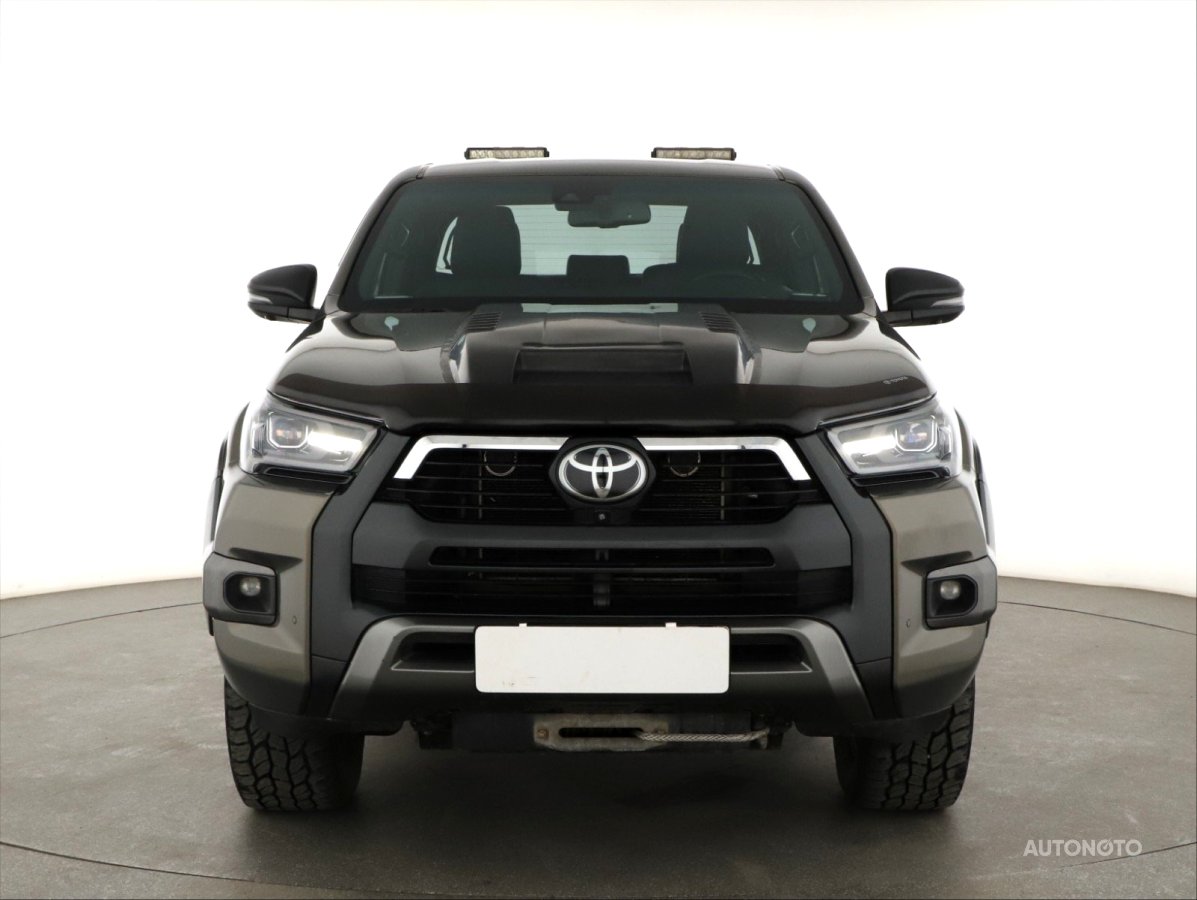 Toyota Hilux, 2022 - pohled č. 2