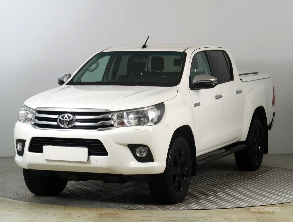 Toyota Hilux, 2020 - pohled č. 3