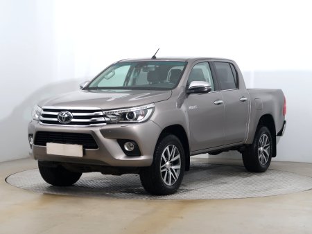 Toyota Hilux, 2019 - pohled č. 3