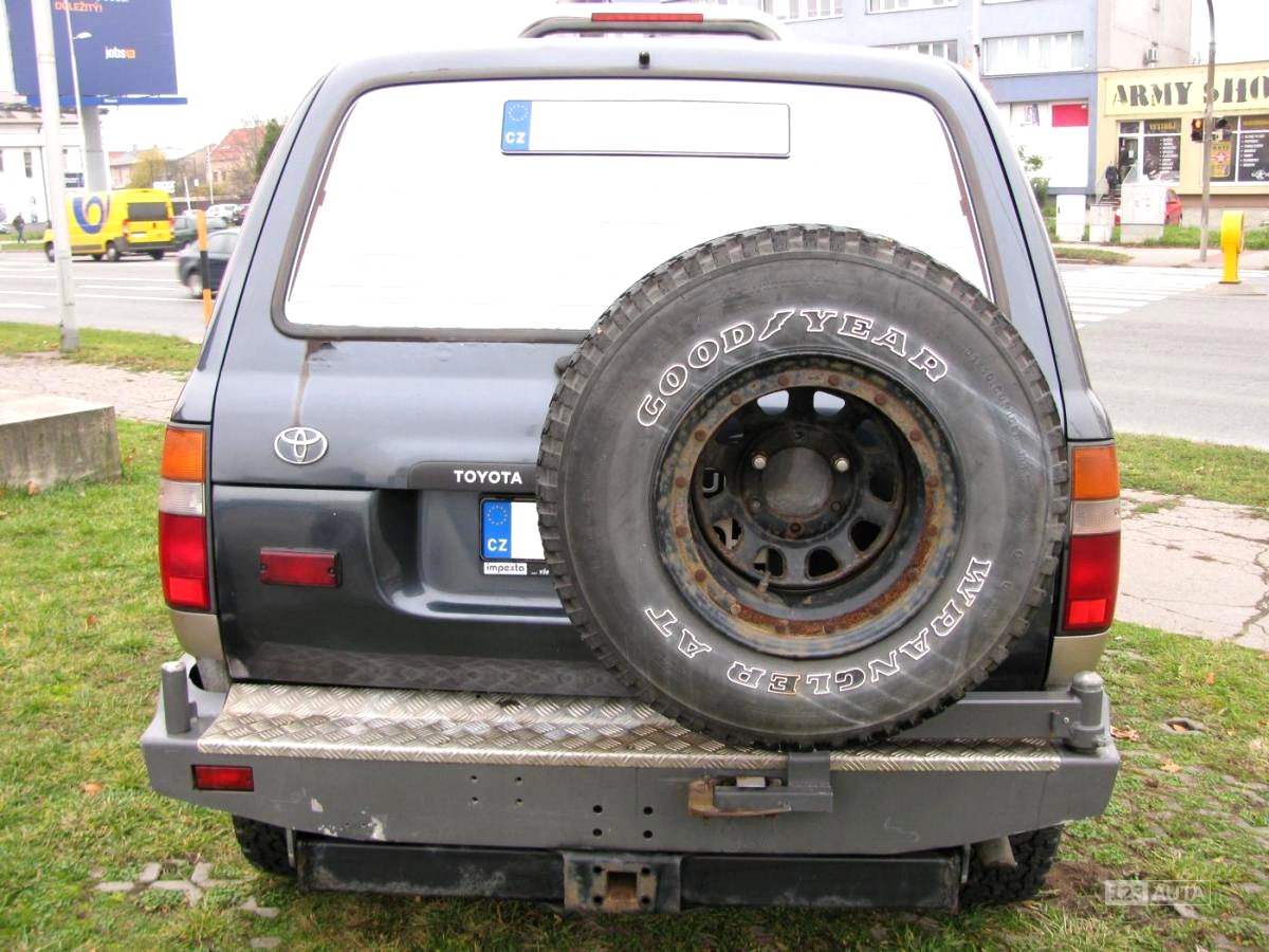 Toyota Land Cruiser, 1991 - pohled č. 4