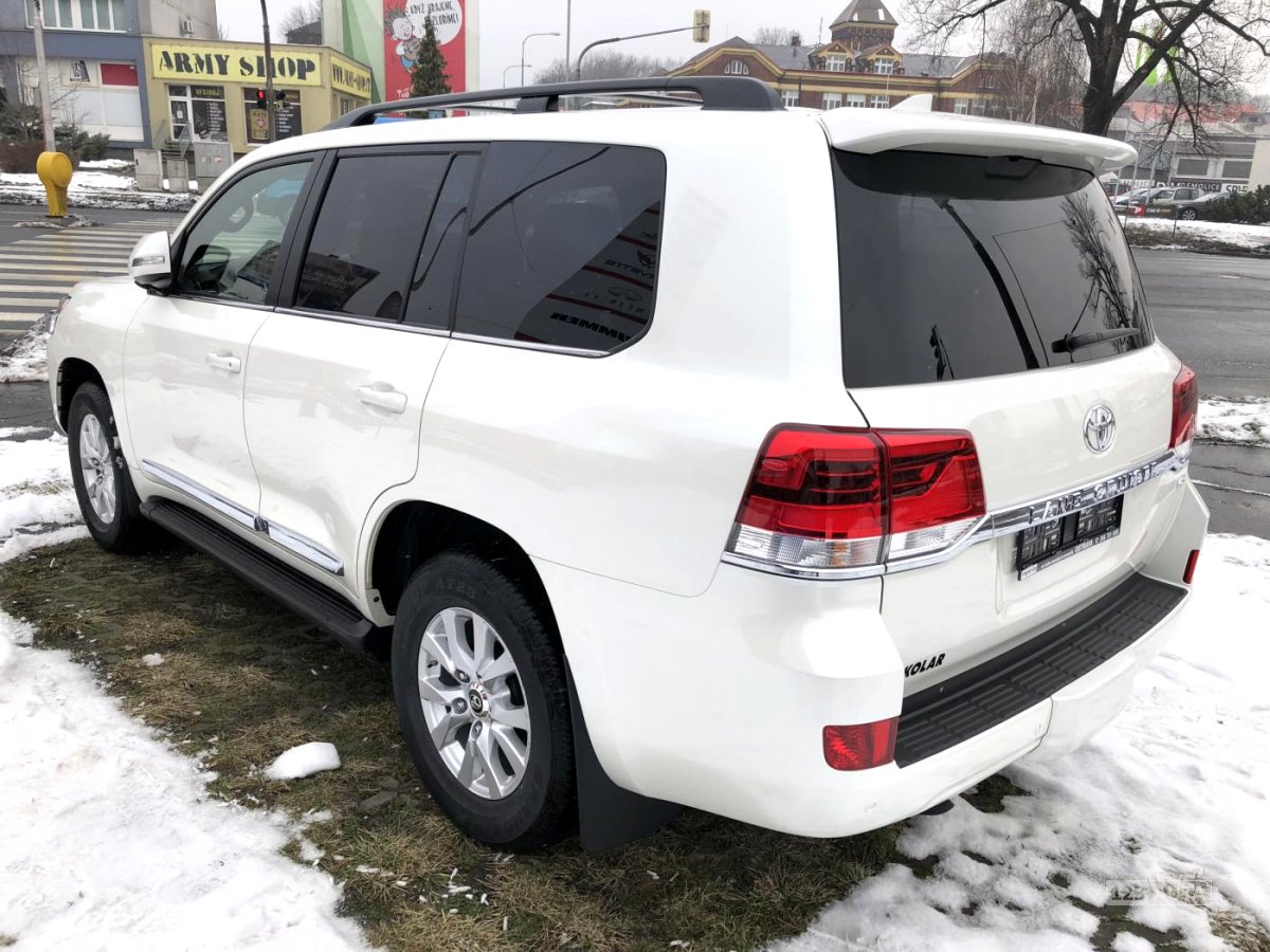 Toyota Land Cruiser, 2020 - pohled č. 3