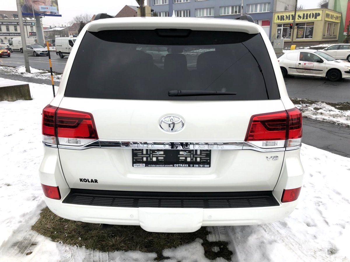 Toyota Land Cruiser, 2020 - pohled č. 4