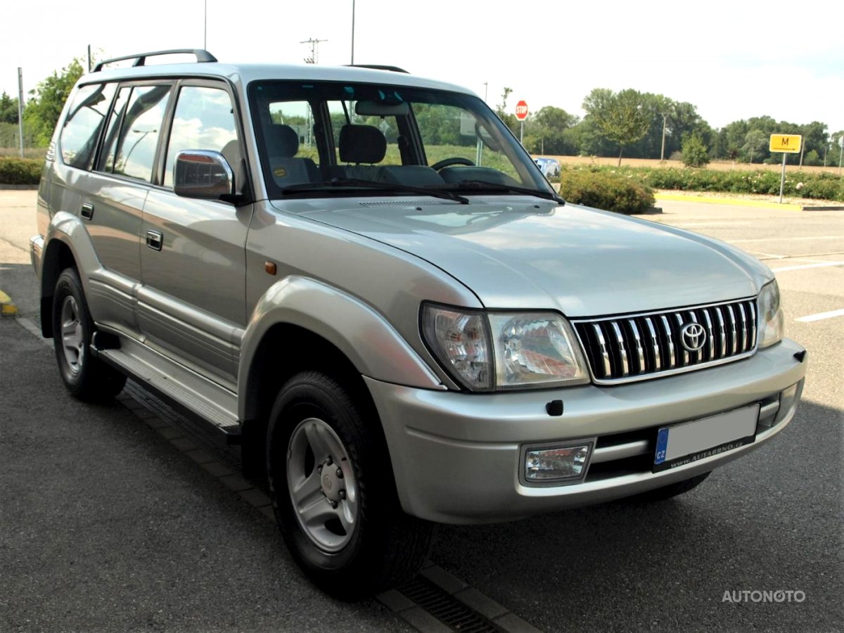 Toyota Land Cruiser, 2000 - pohled č. 3