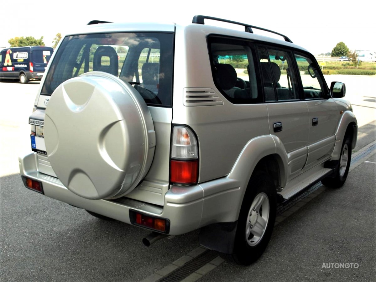 Toyota Land Cruiser, 2000 - pohled č. 4