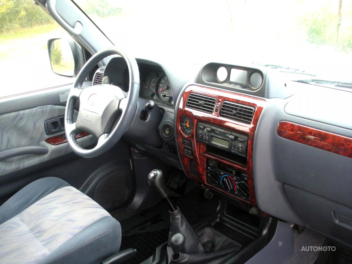Toyota Land Cruiser, 1999 - pohled č. 5