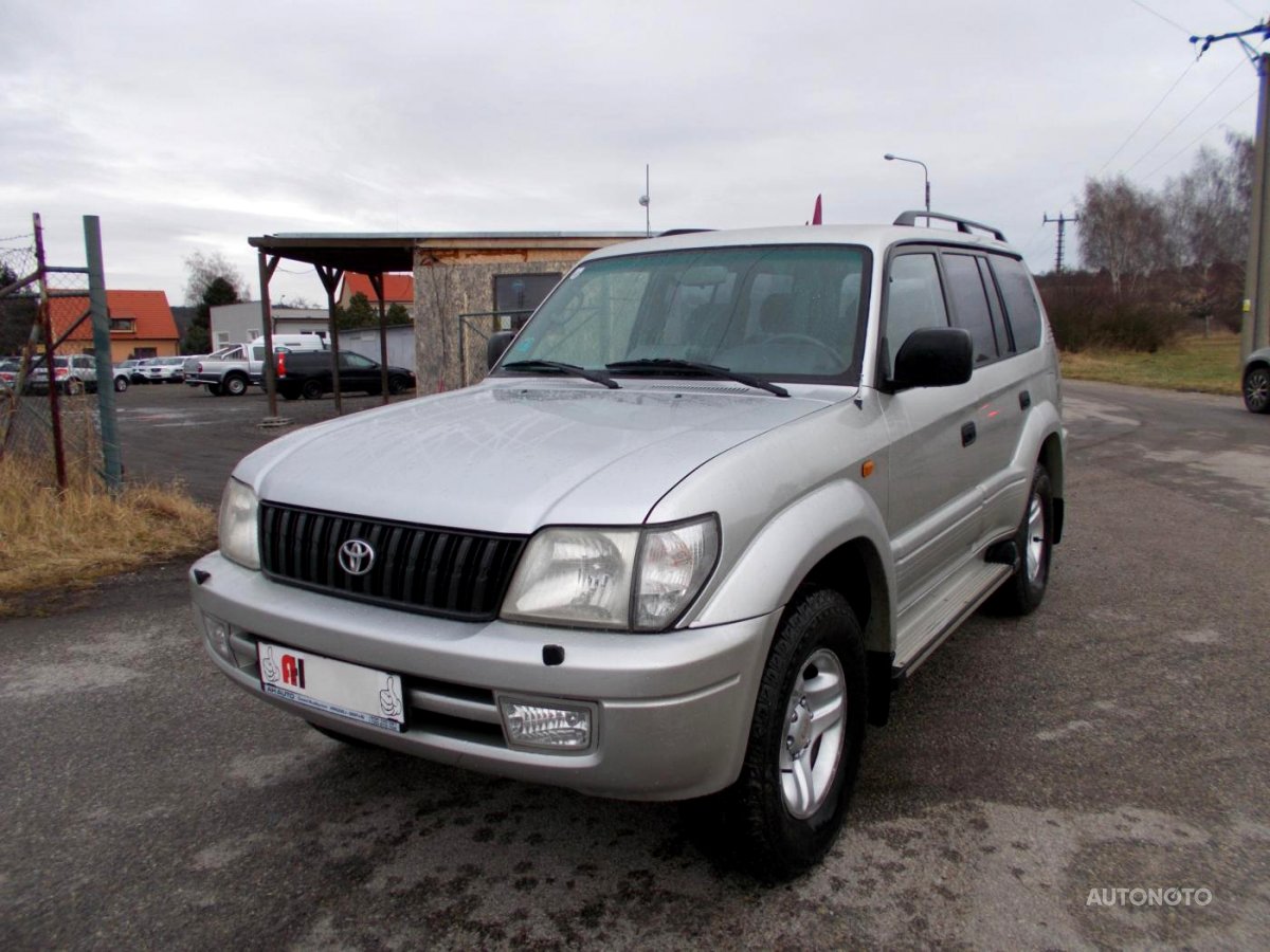 Toyota Land Cruiser, 2001 - celkový pohled