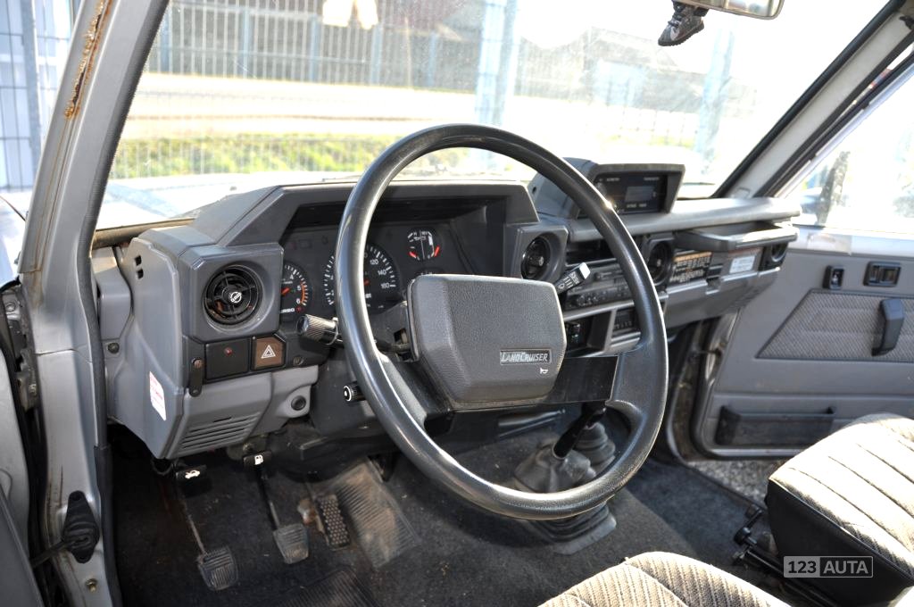 Toyota Land Cruiser, 1987 - pohled č. 11