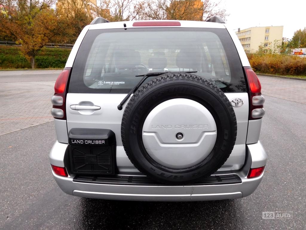 Toyota Land Cruiser, 2004 - pohled č. 4