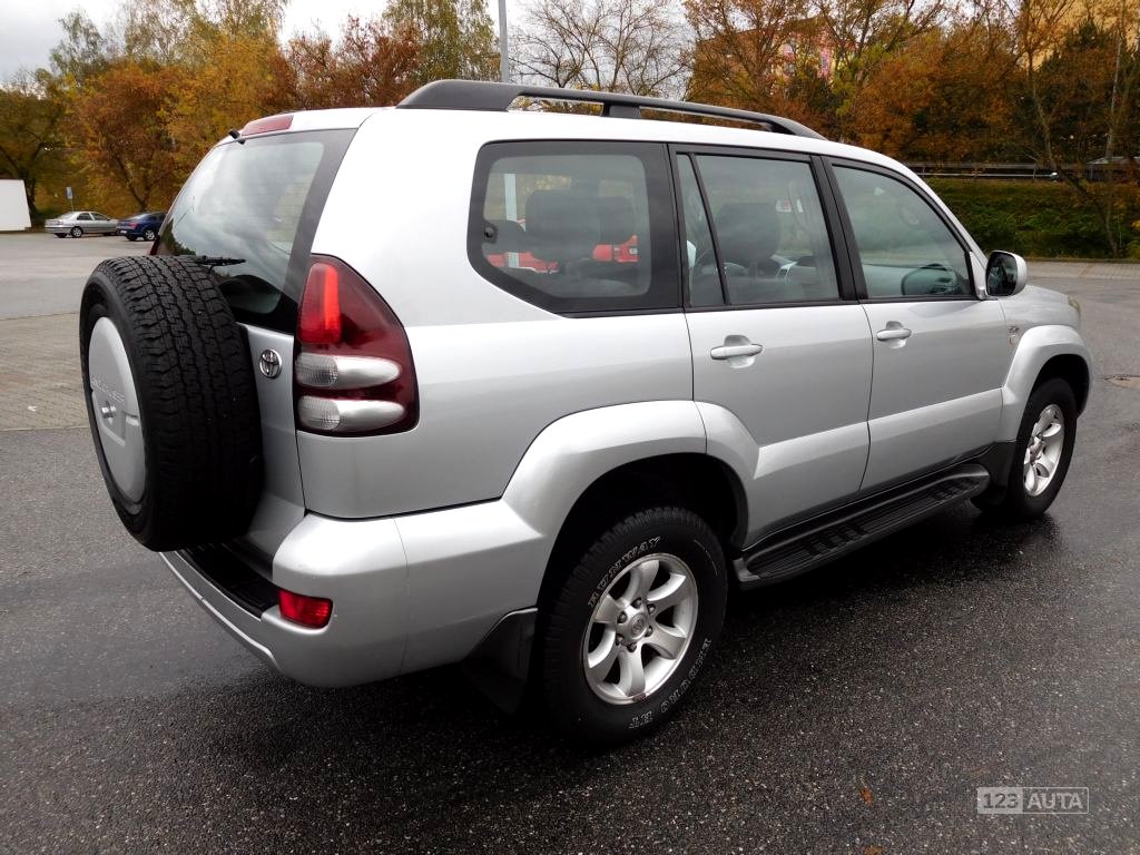 Toyota Land Cruiser, 2004 - pohled č. 5