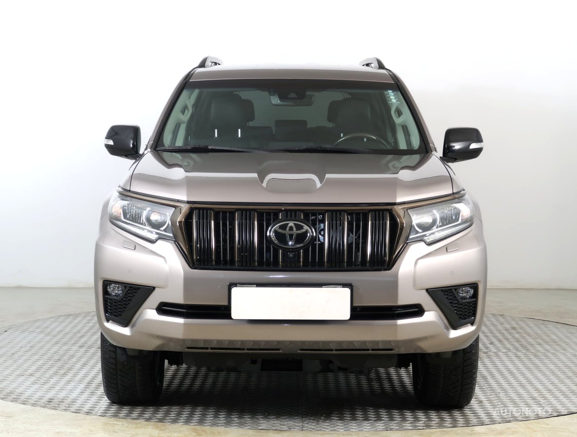 Toyota Land Cruiser, 2021 - pohled č. 2