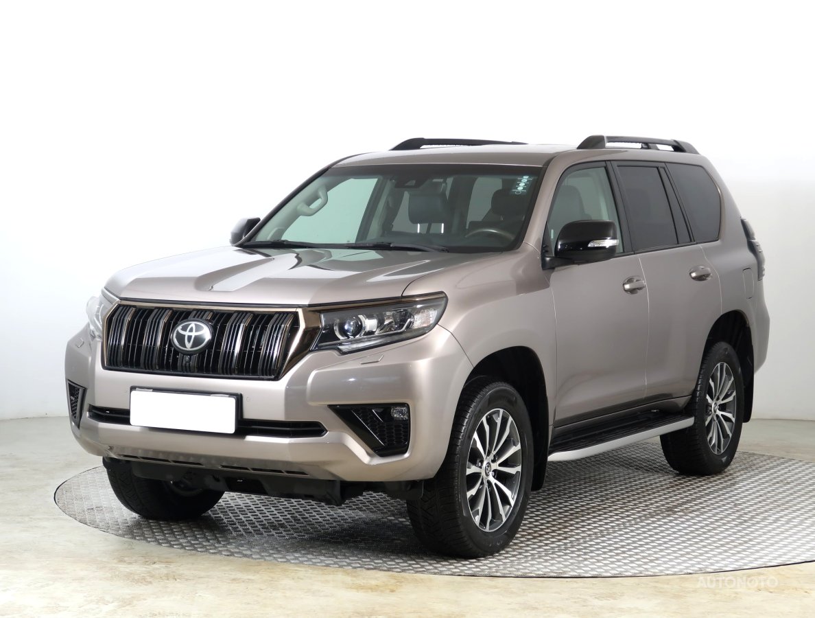 Toyota Land Cruiser, 2021 - pohled č. 3