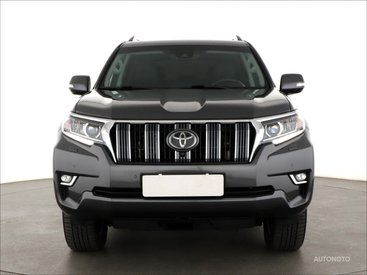 Toyota Land Cruiser, 2018 - pohled č. 2