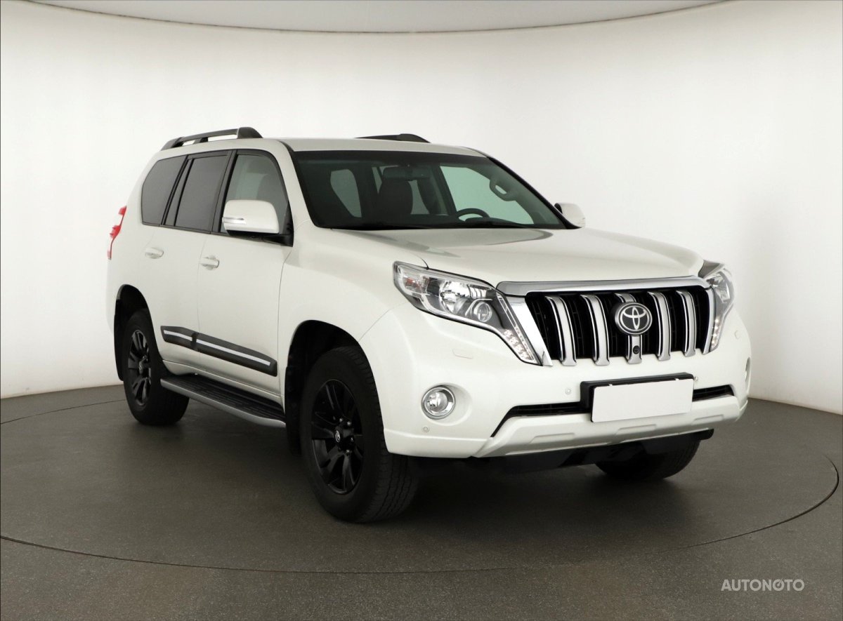 Toyota Land Cruiser, 2017 - celkový pohled