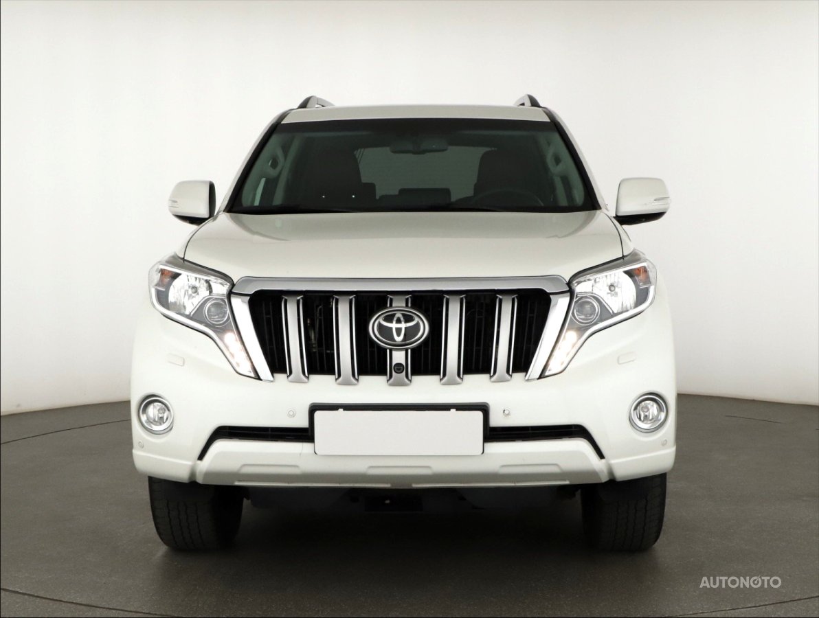 Toyota Land Cruiser, 2017 - pohled č. 2