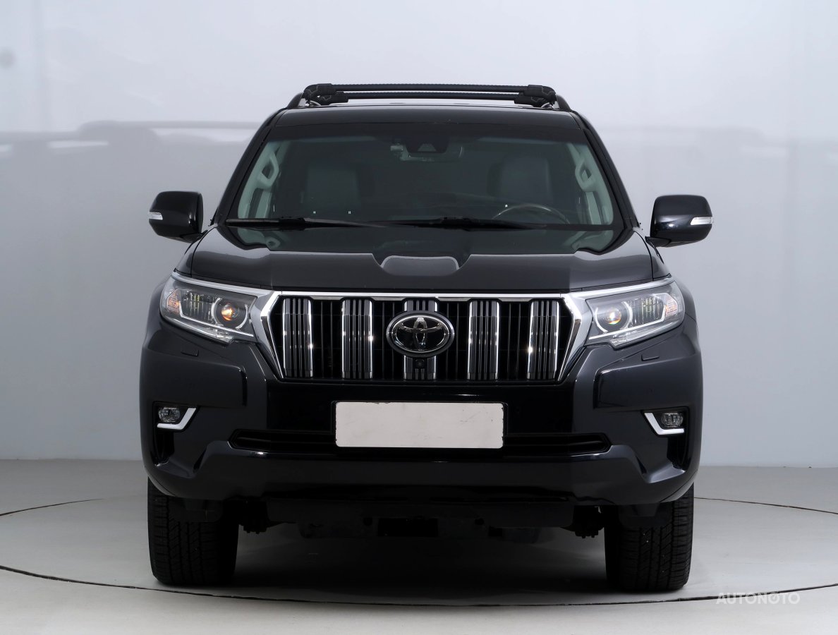 Toyota Land Cruiser, 2018 - pohled č. 2