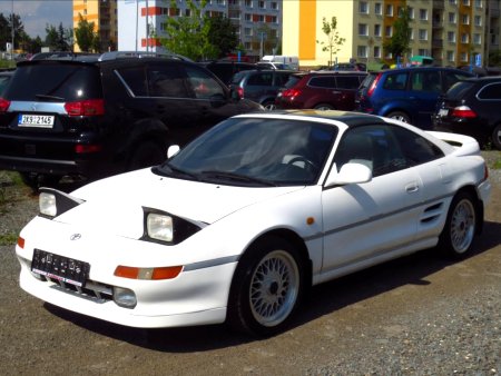 Toyota MR2, 1990