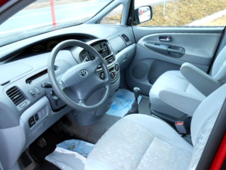 Toyota Previa, 2001 - pohled č. 9