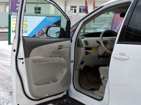 Toyota Previa, 2007 - pohled č. 4