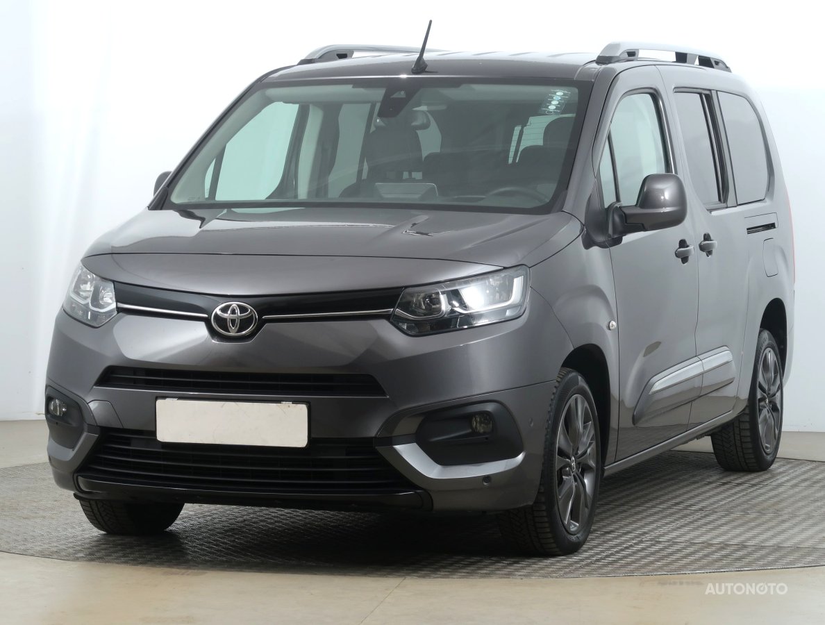 Toyota ProAce City Verso, 2021 - pohled č. 3