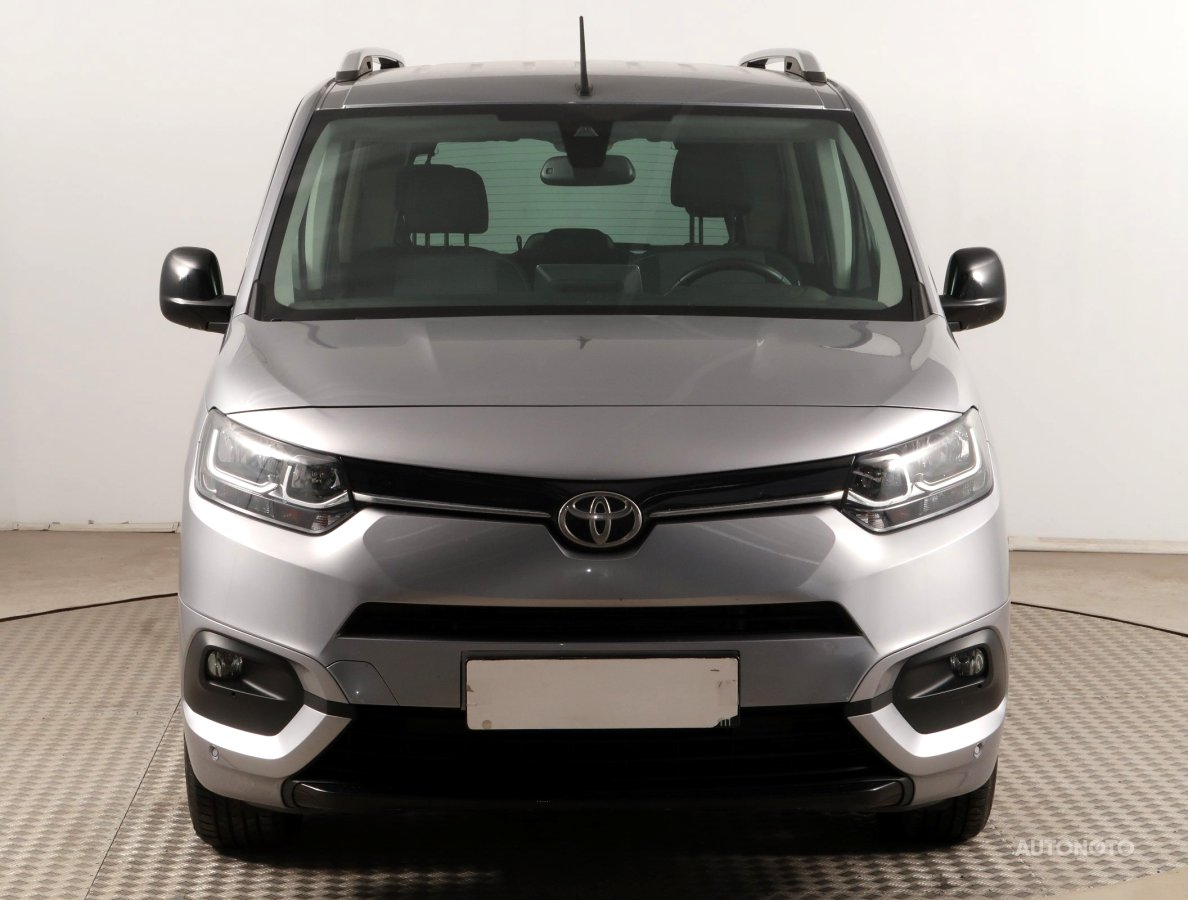 Toyota ProAce City Verso, 2022 - pohled č. 2