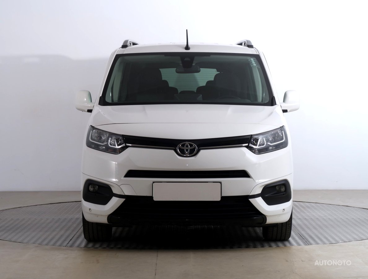 Toyota ProAce City Verso, 2021 - pohled č. 2