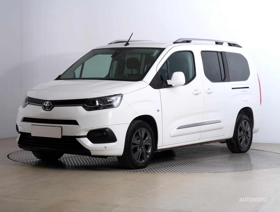Toyota ProAce City Verso, 2021 - pohled č. 3