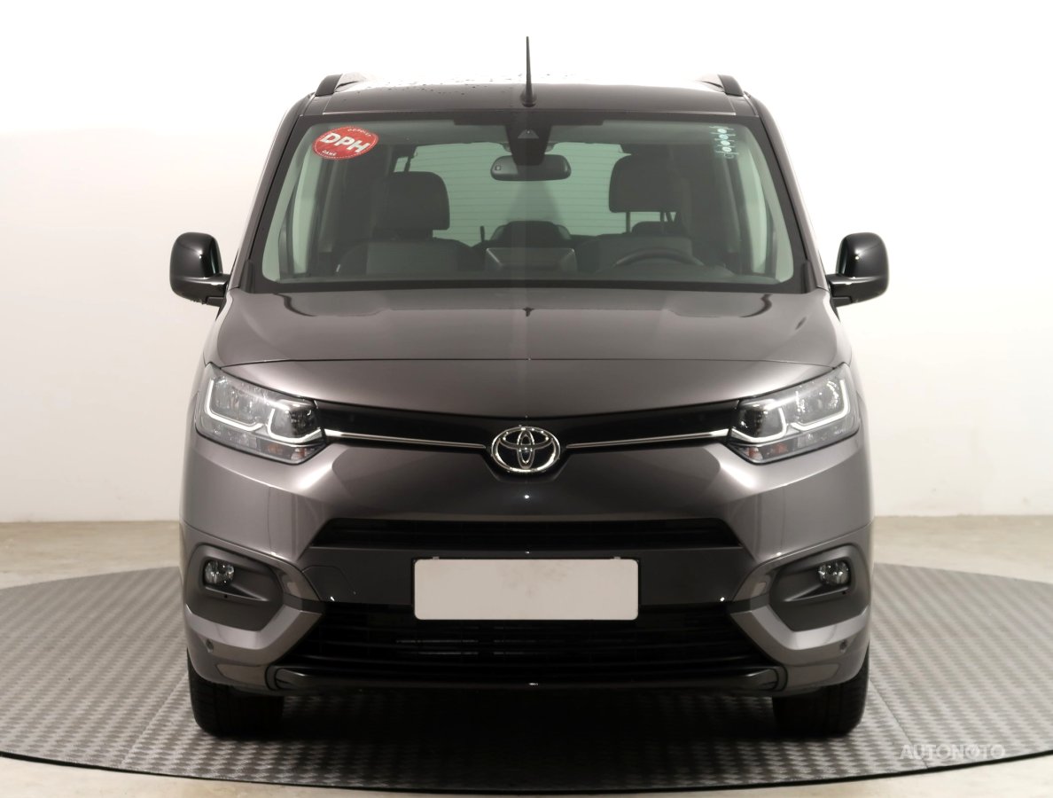 Toyota ProAce City Verso, 2024 - pohled č. 2