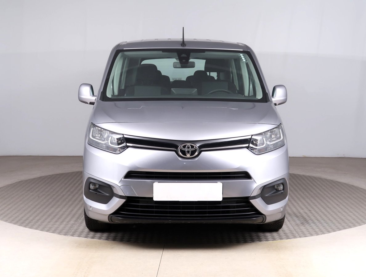 Toyota ProAce City Verso, 2021 - pohled č. 2