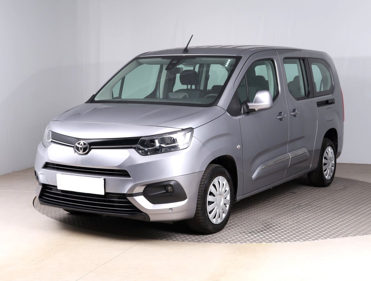 Toyota ProAce City Verso, 2021 - pohled č. 3