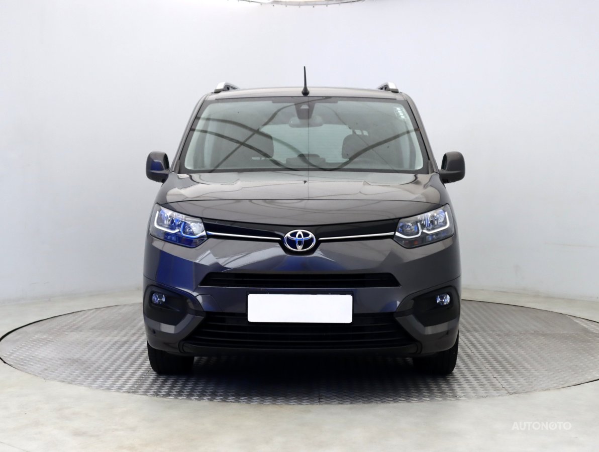 Toyota ProAce City Verso, 2021 - pohled č. 2