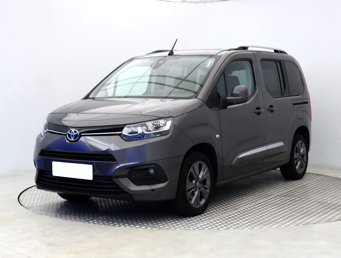 Toyota ProAce City Verso, 2021 - pohled č. 3