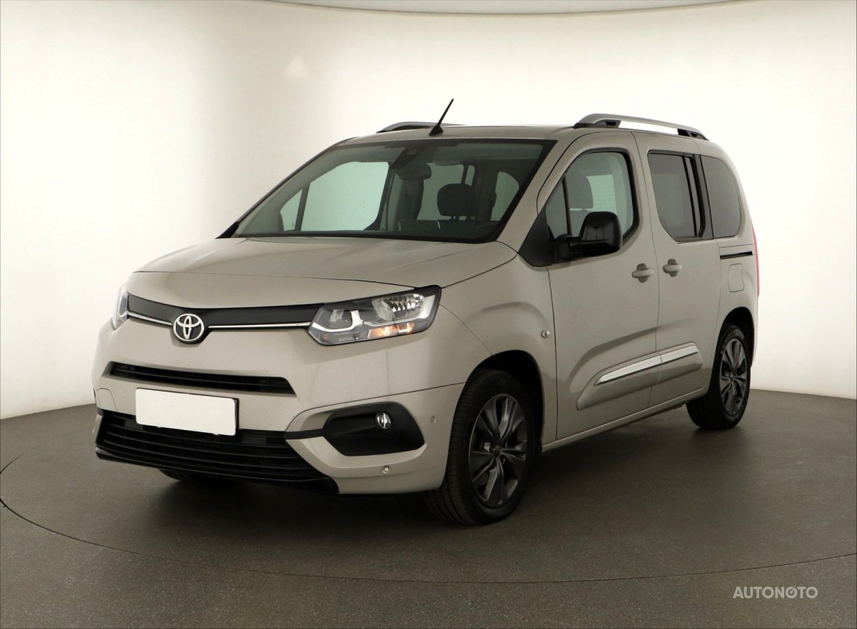 Toyota ProAce City Verso, 2022 - pohled č. 3