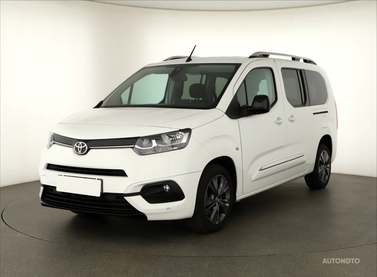Toyota ProAce City Verso, 2022 - pohled č. 3