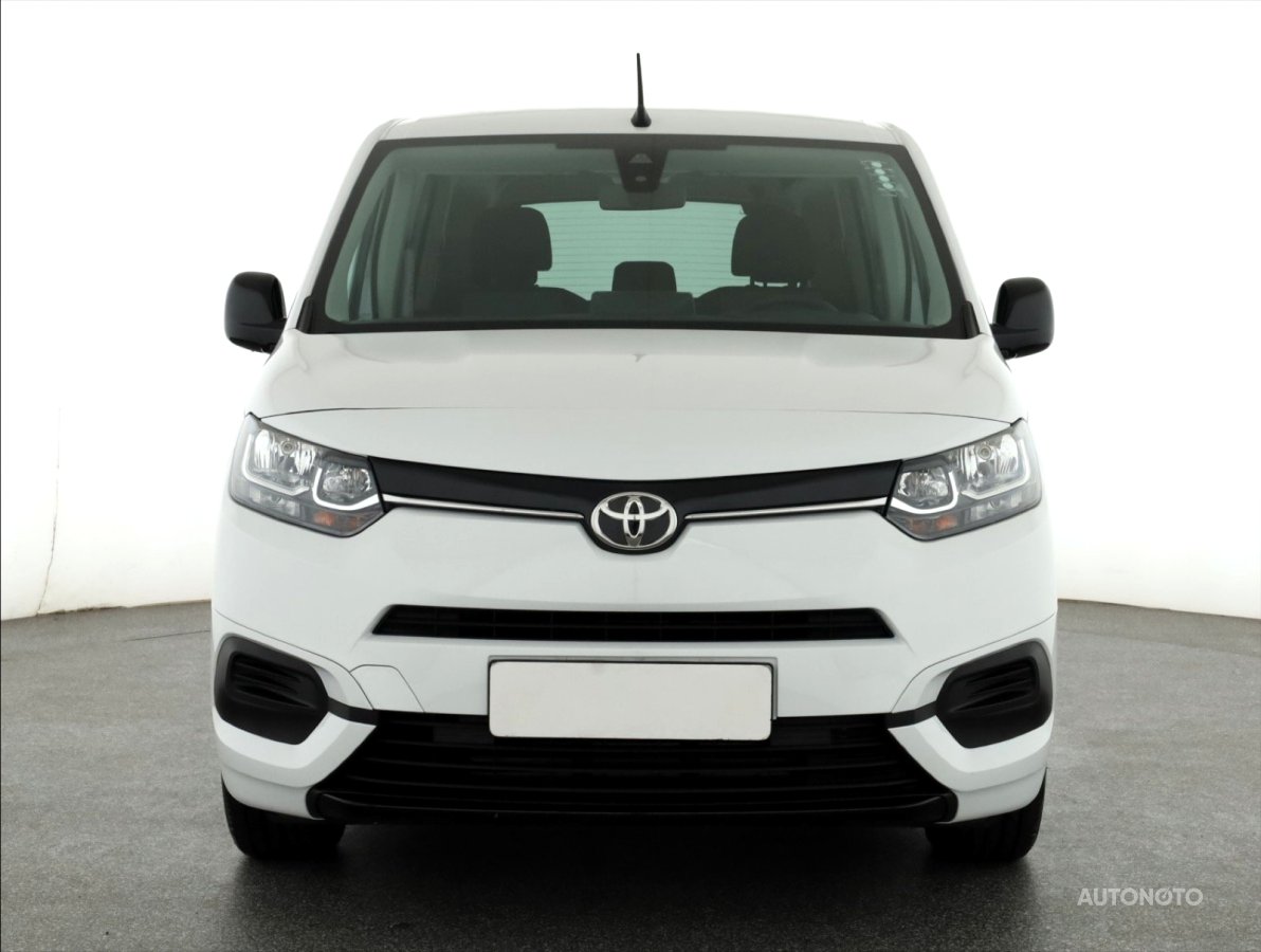 Toyota ProAce City Verso, 2024 - pohled č. 2