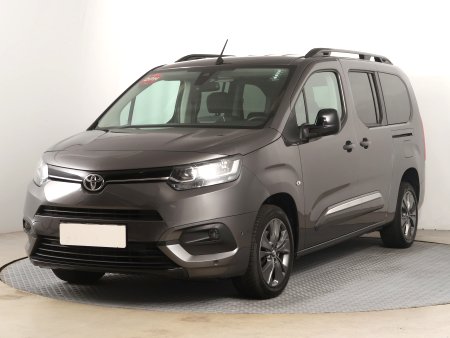 Toyota ProAce City Verso, 2023 - pohled č. 3