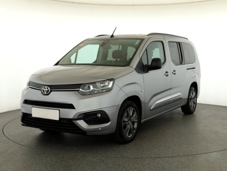 Toyota ProAce City Verso, 2024 - pohled č. 3