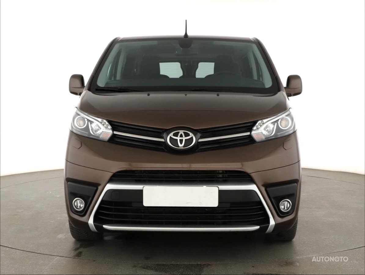 Toyota ProAce Verso, 2018 - pohled č. 2