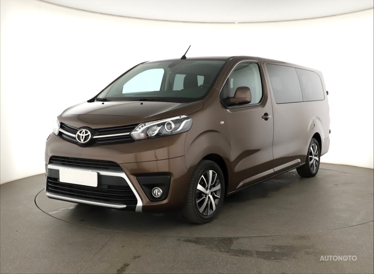 Toyota ProAce Verso, 2018 - pohled č. 3