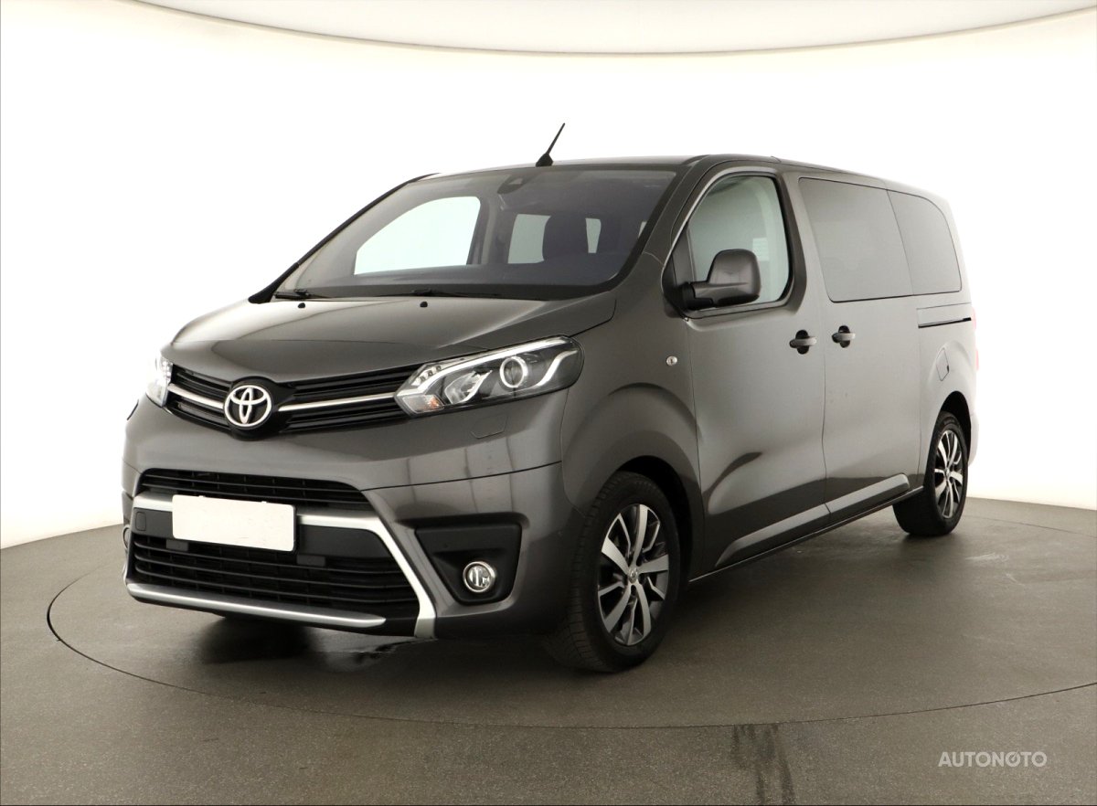 Toyota ProAce Verso, 2016 - pohled č. 3