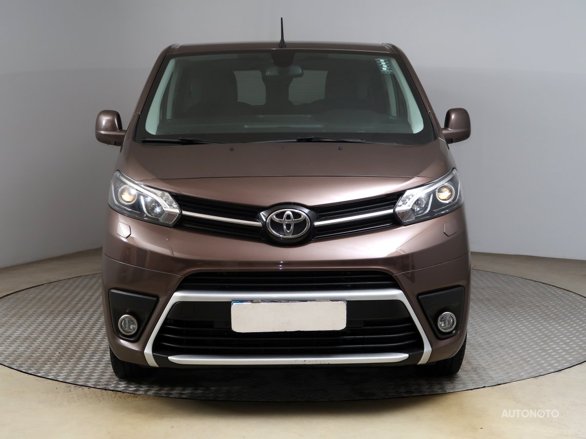 Toyota ProAce Verso, 2018 - pohled č. 2