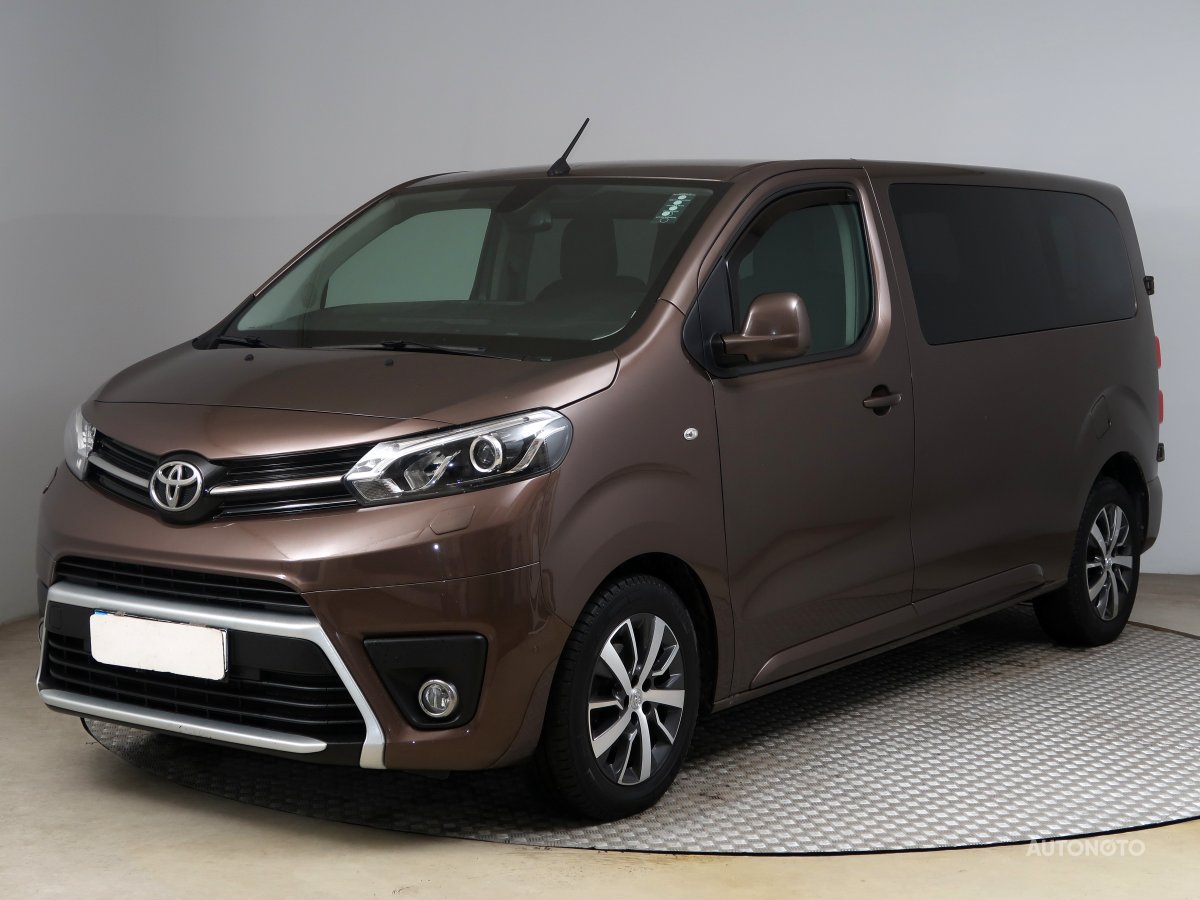 Toyota ProAce Verso, 2018 - pohled č. 3