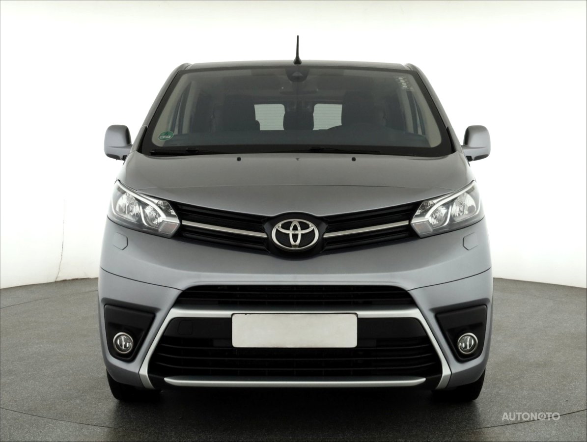 Toyota ProAce Verso, 2022 - pohled č. 2