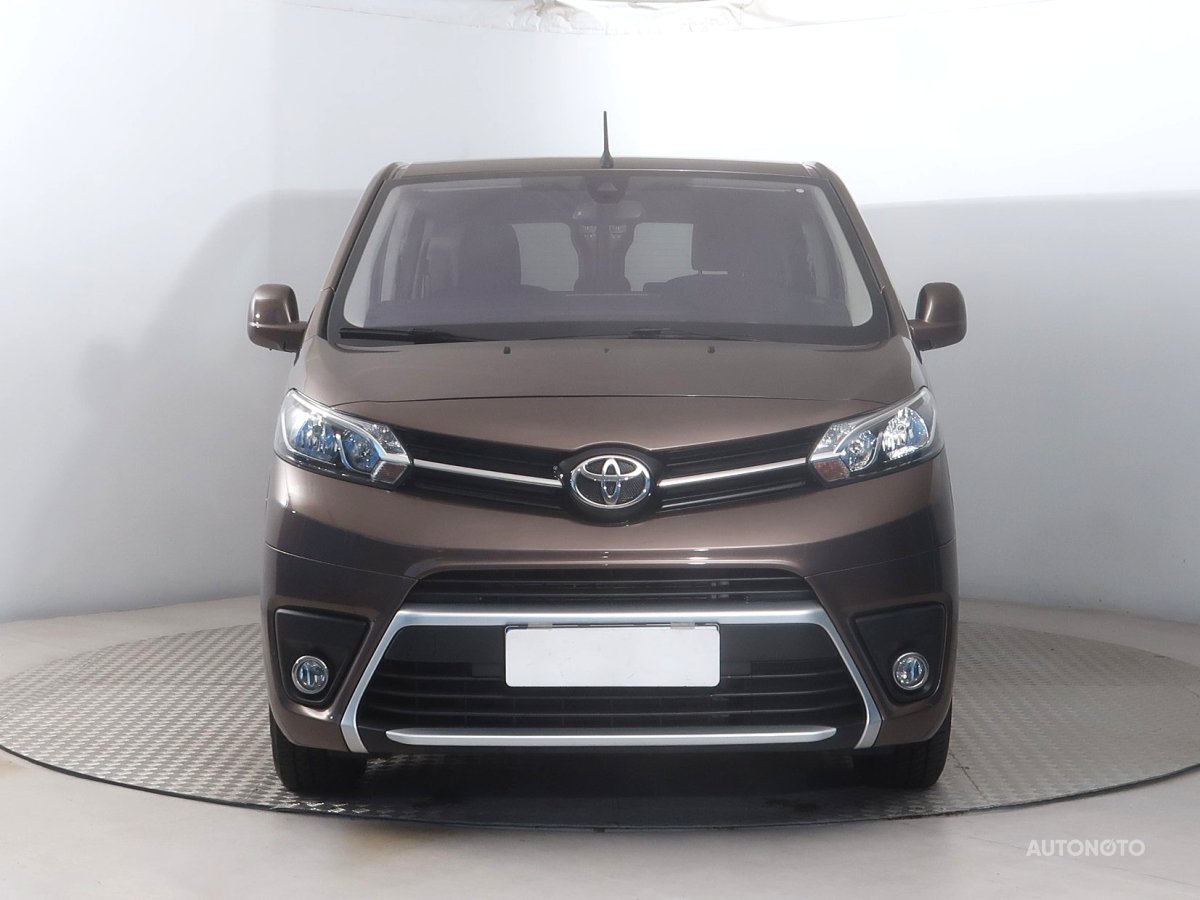 Toyota ProAce Verso, 2019 - pohled č. 2