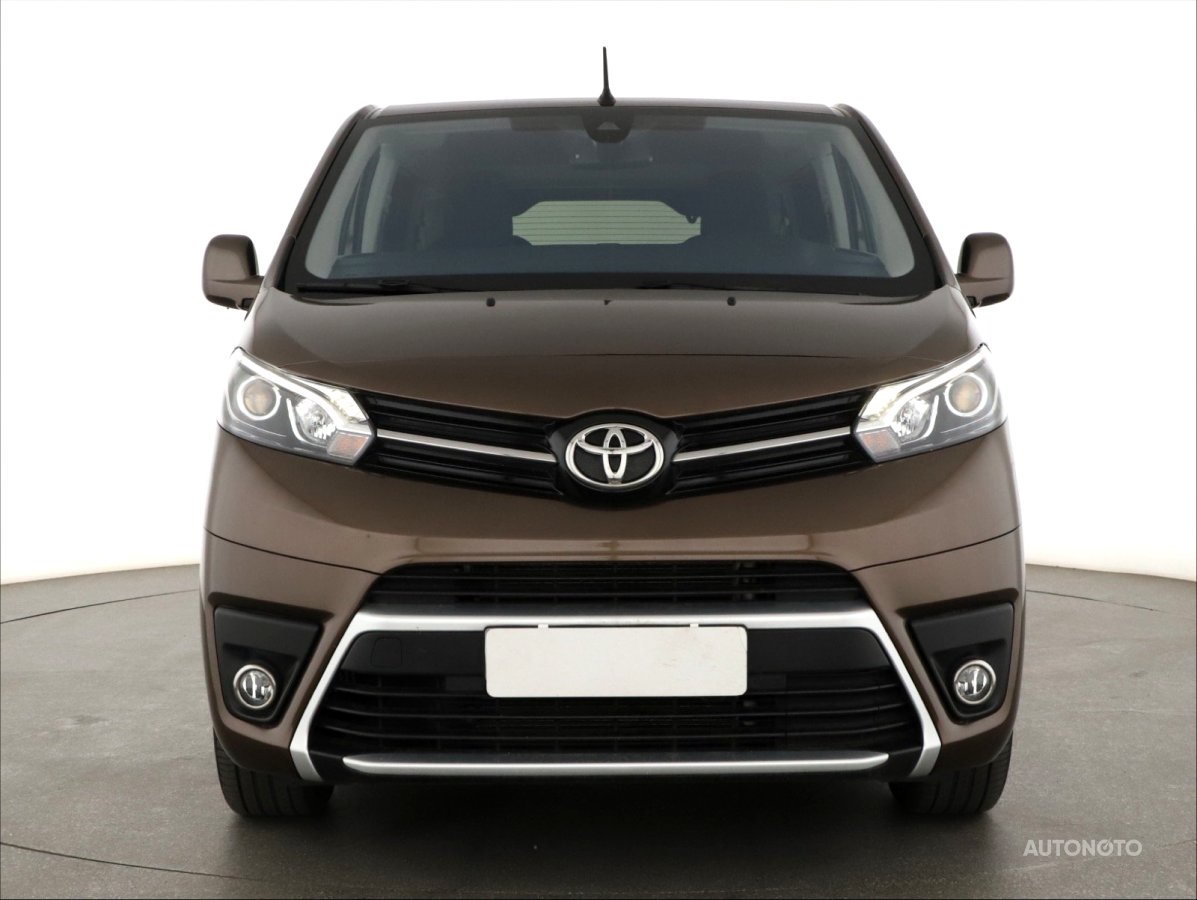 Toyota ProAce Verso, 2024 - pohled č. 2