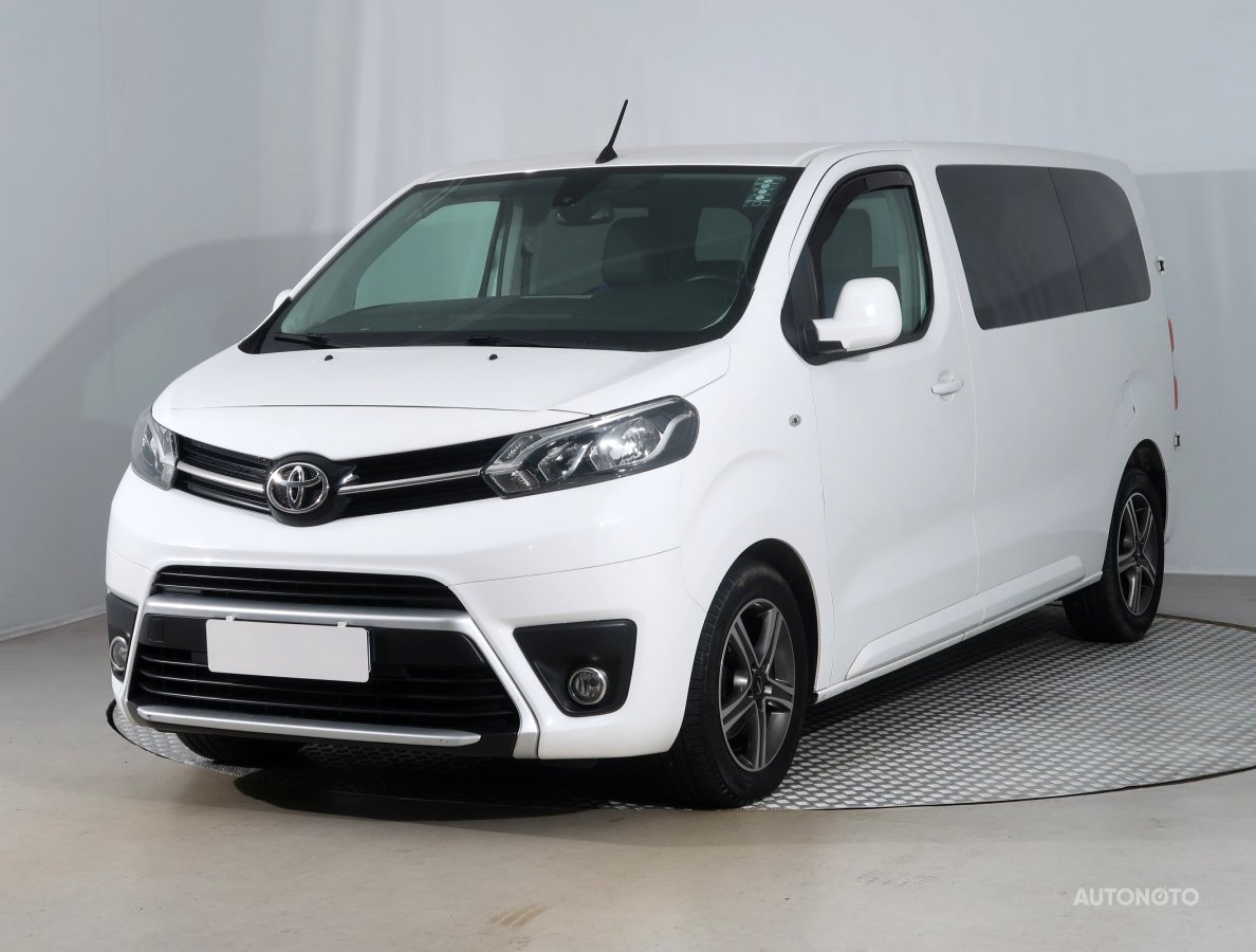 Toyota ProAce Verso, 2019 - pohled č. 3