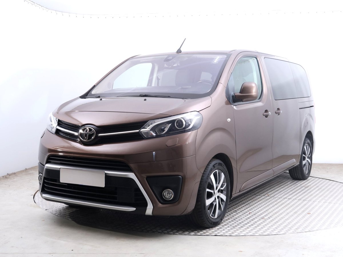 Toyota ProAce Verso, 2019 - pohled č. 3