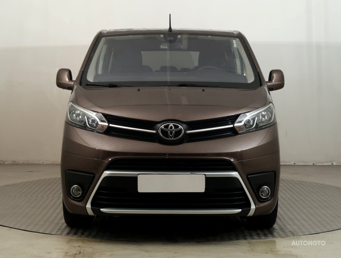 Toyota ProAce Verso, 2018 - pohled č. 2