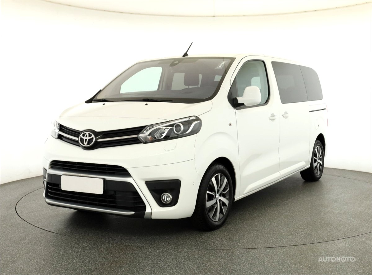 Toyota ProAce Verso, 2022 - pohled č. 3